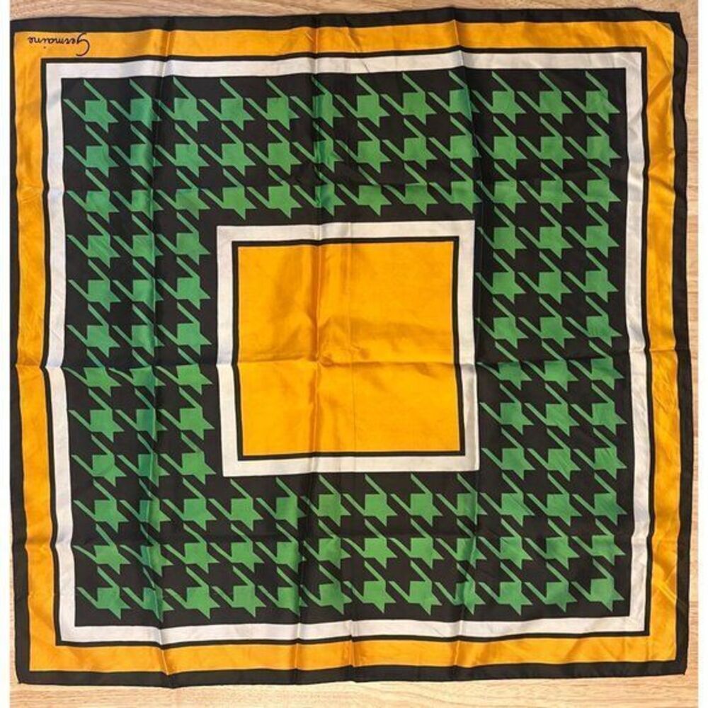 VTG Germaine Geometric 60's Style Gold Green & Black Square Scarf 26 x 26 Read